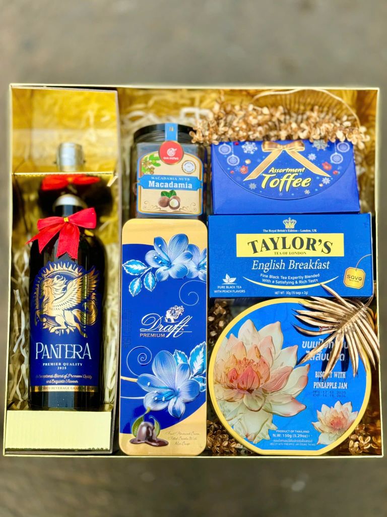 Hộp Quà Tết Cao Cấp 2026 – Tân Xuân Vạn Hỷ