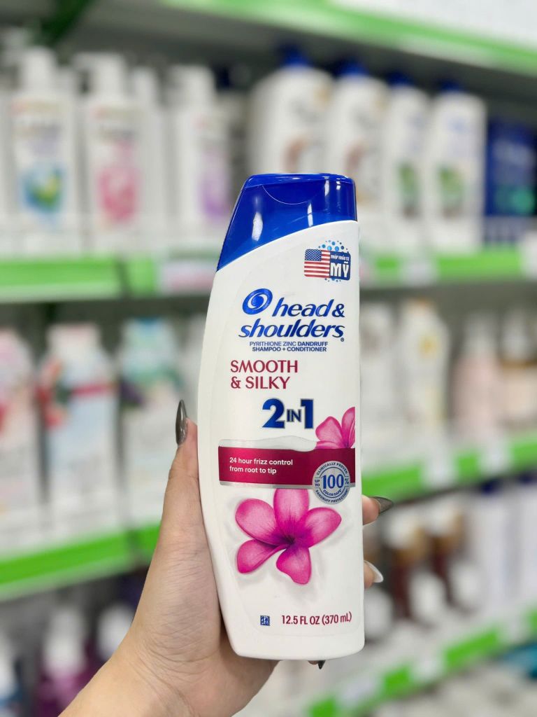 Dầu Gội Head & Shoulders Smooth & Silky 2 in 1 - 370ml