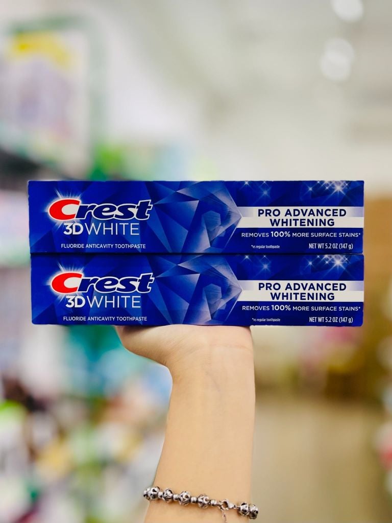 Kem Đánh Răng Crest 3D Advanced Triple Whitening - 147G