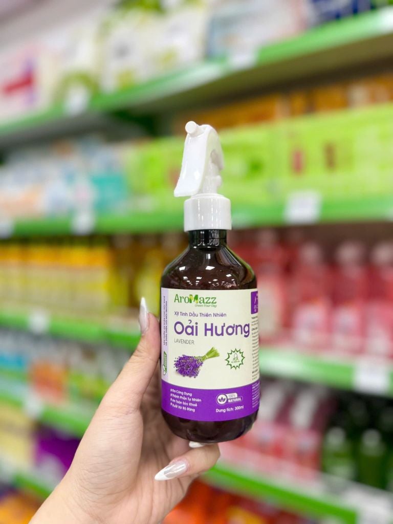 Xịt Đa Năng Tinh Dầu Thiên Nhiên Aromazz - 300m