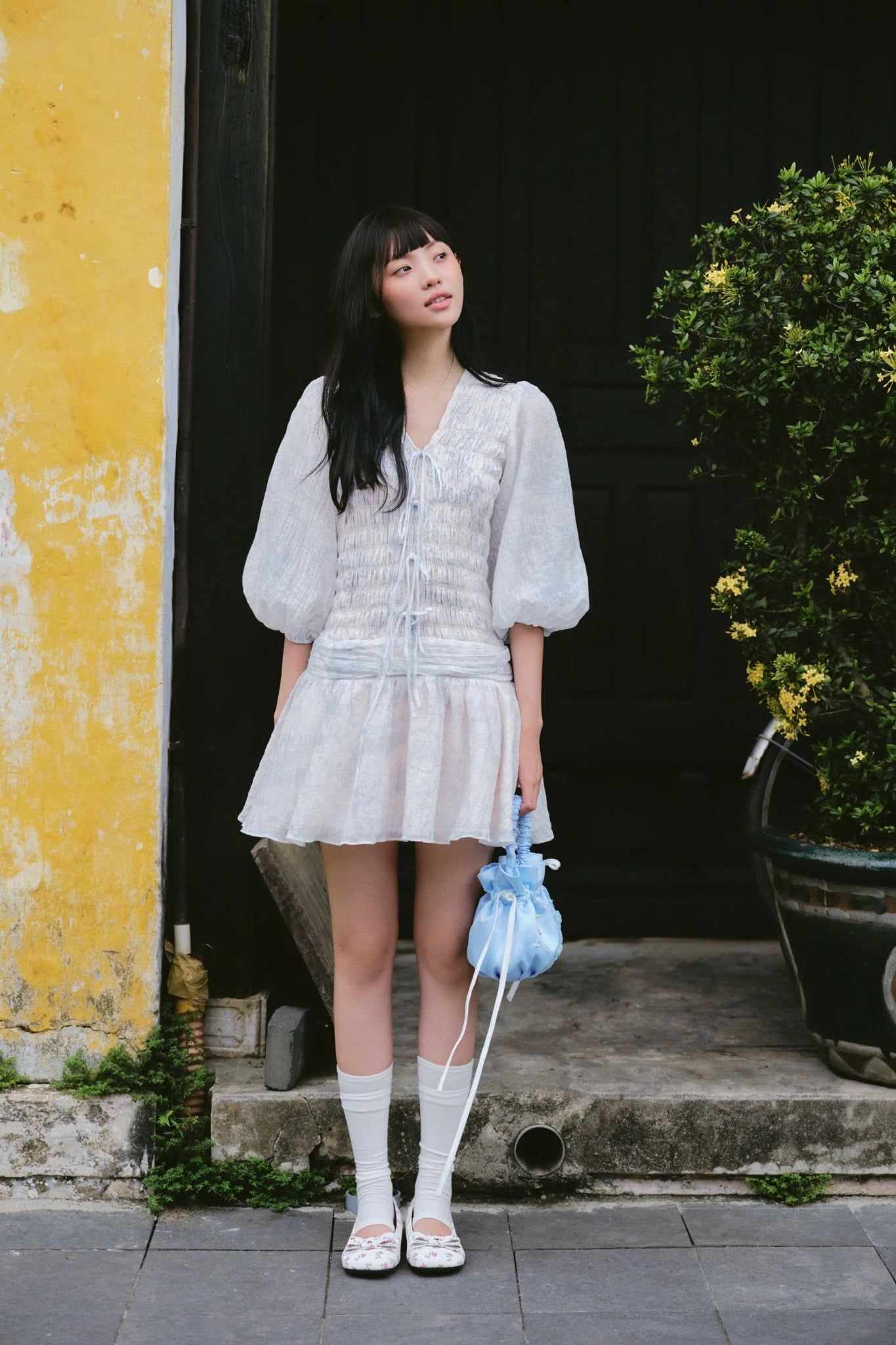 Váy hoa cổ V tay dài Abigail Dress nhiều màu