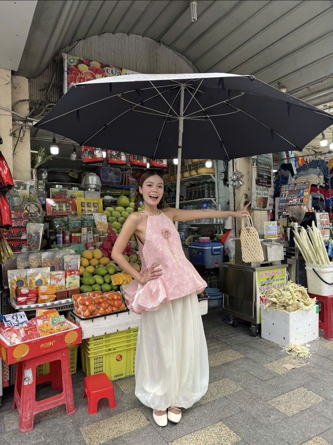 Áo yếm Dư Họa