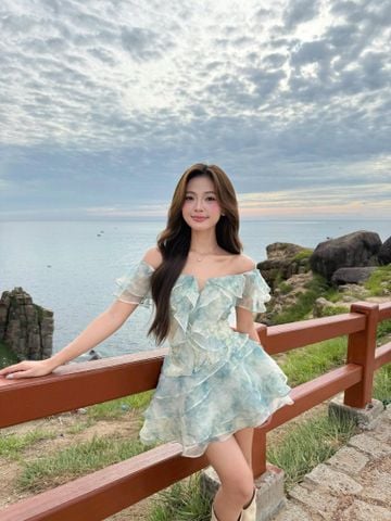 Váy hoa trễ vai Ianthe Fleur Dress nhiều màu