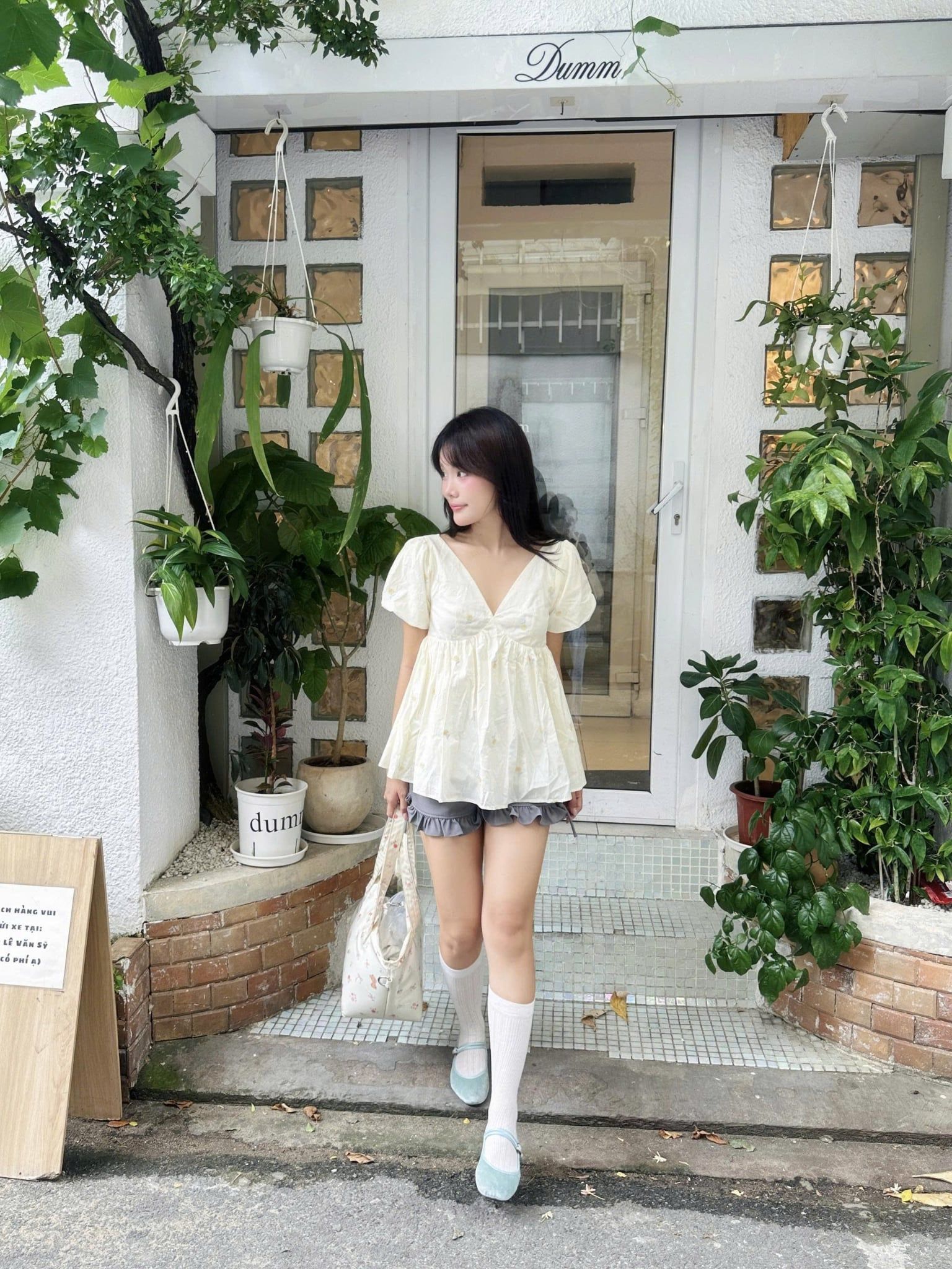 Áo babydoll Butter V Neck Puff Sleeve Babydoll Top nhiều màu