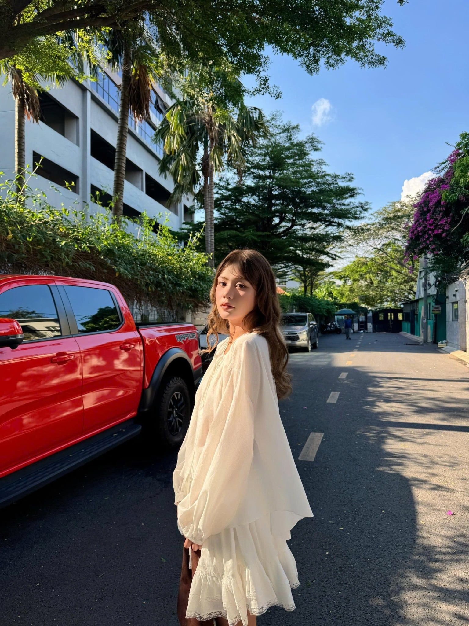 Set áo tay dài kèm chân váy White Long Sleeve Ruffled Mini Set