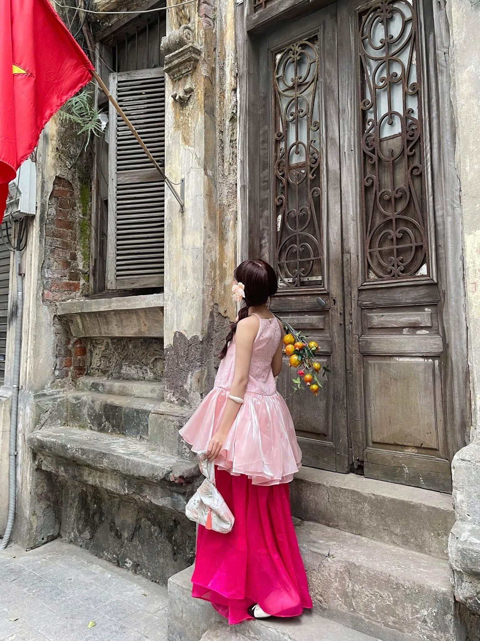 Áo yếm Dư Họa