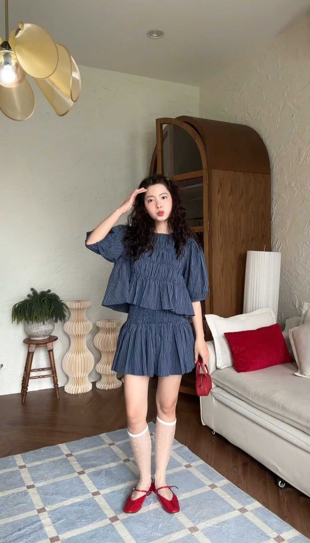 Set áo babydoll và chân váy Striped Ruffled Puff Sleeve Set nhiều màu