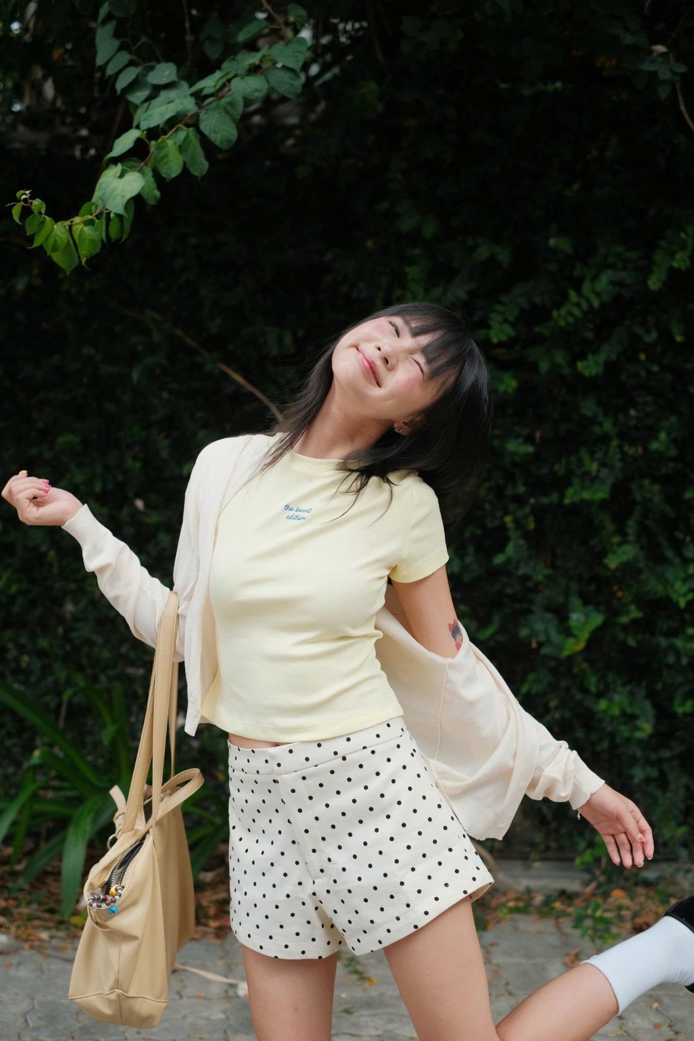Áo thun babytee thêu chữ The Sweet Edition nhiều màu
