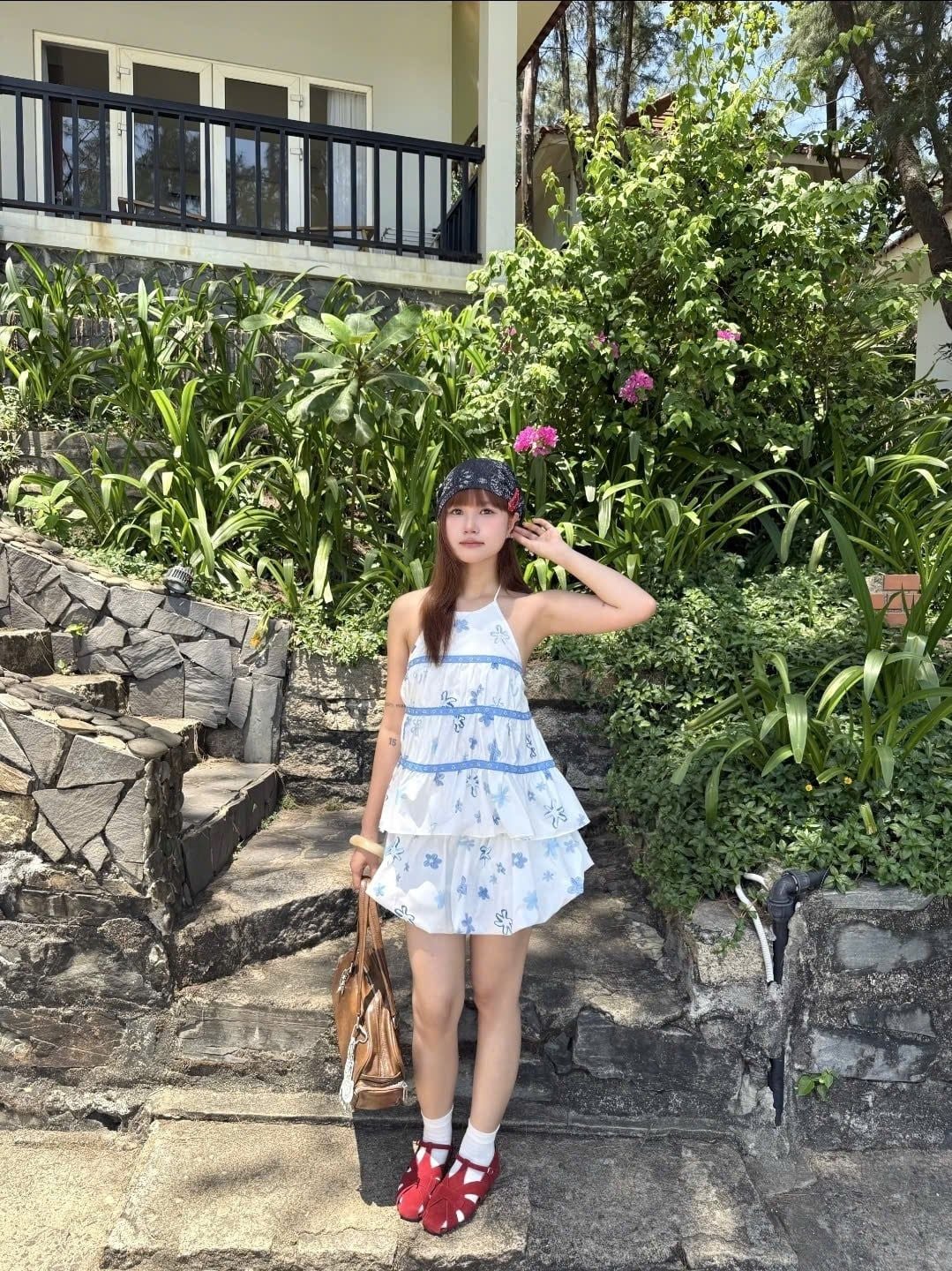 Set yếm White Blue Fleur Halter Tiered Set