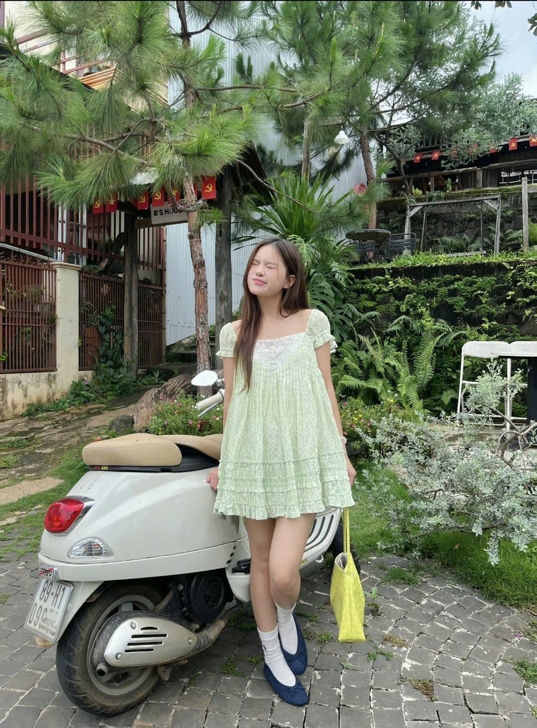 Váy babydoll Kate Ruffled Babydoll Dress nhiều màu