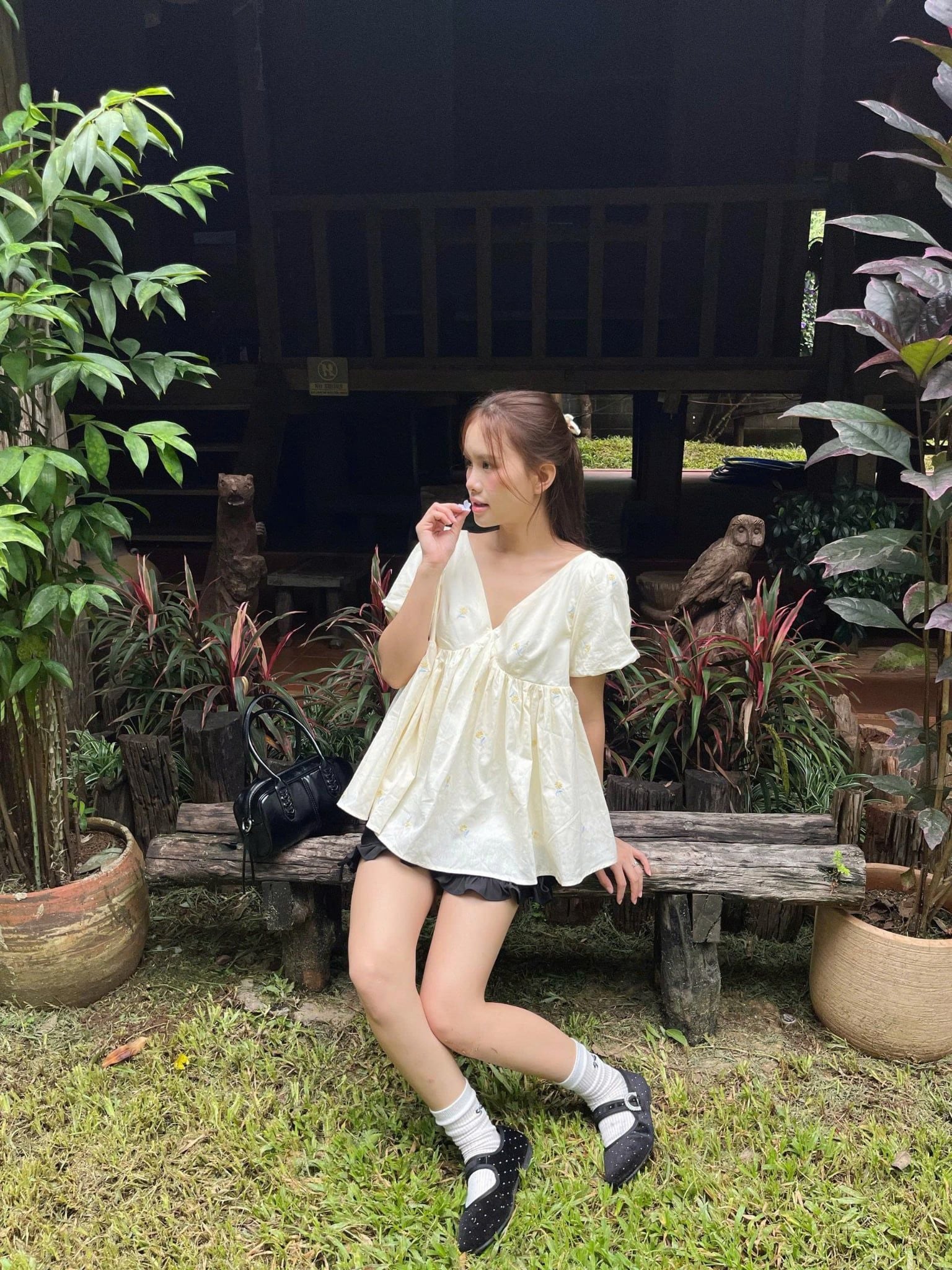 Áo babydoll Butter V Neck Puff Sleeve Babydoll Top nhiều màu