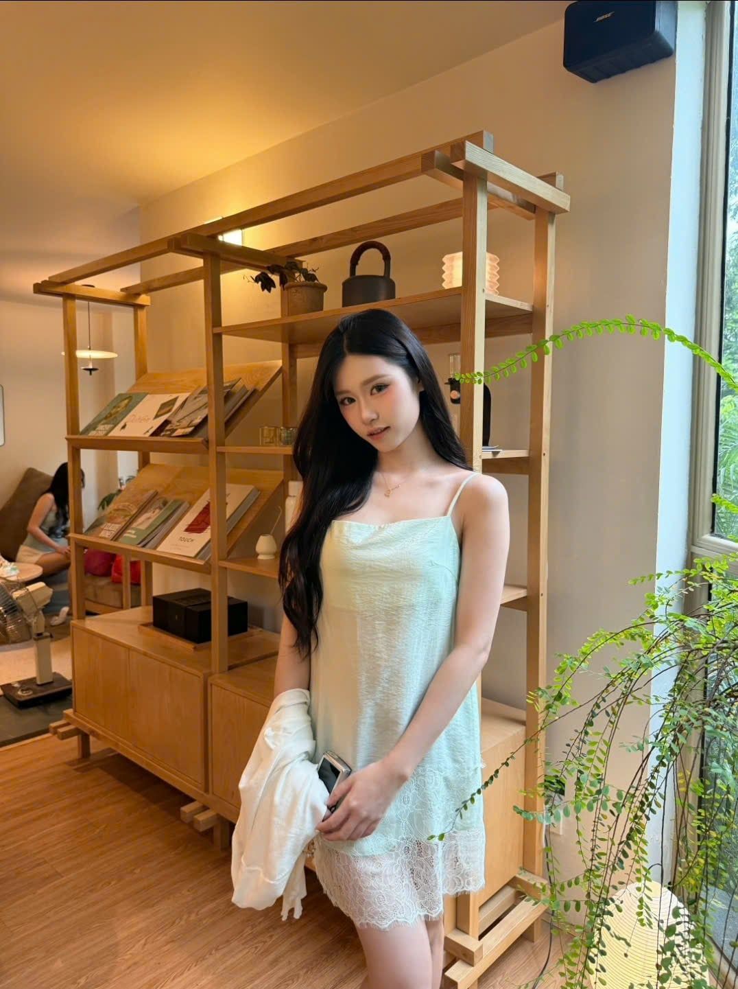 Váy lụa 2 dây Mint Silky Lace Hem Mini Dress
