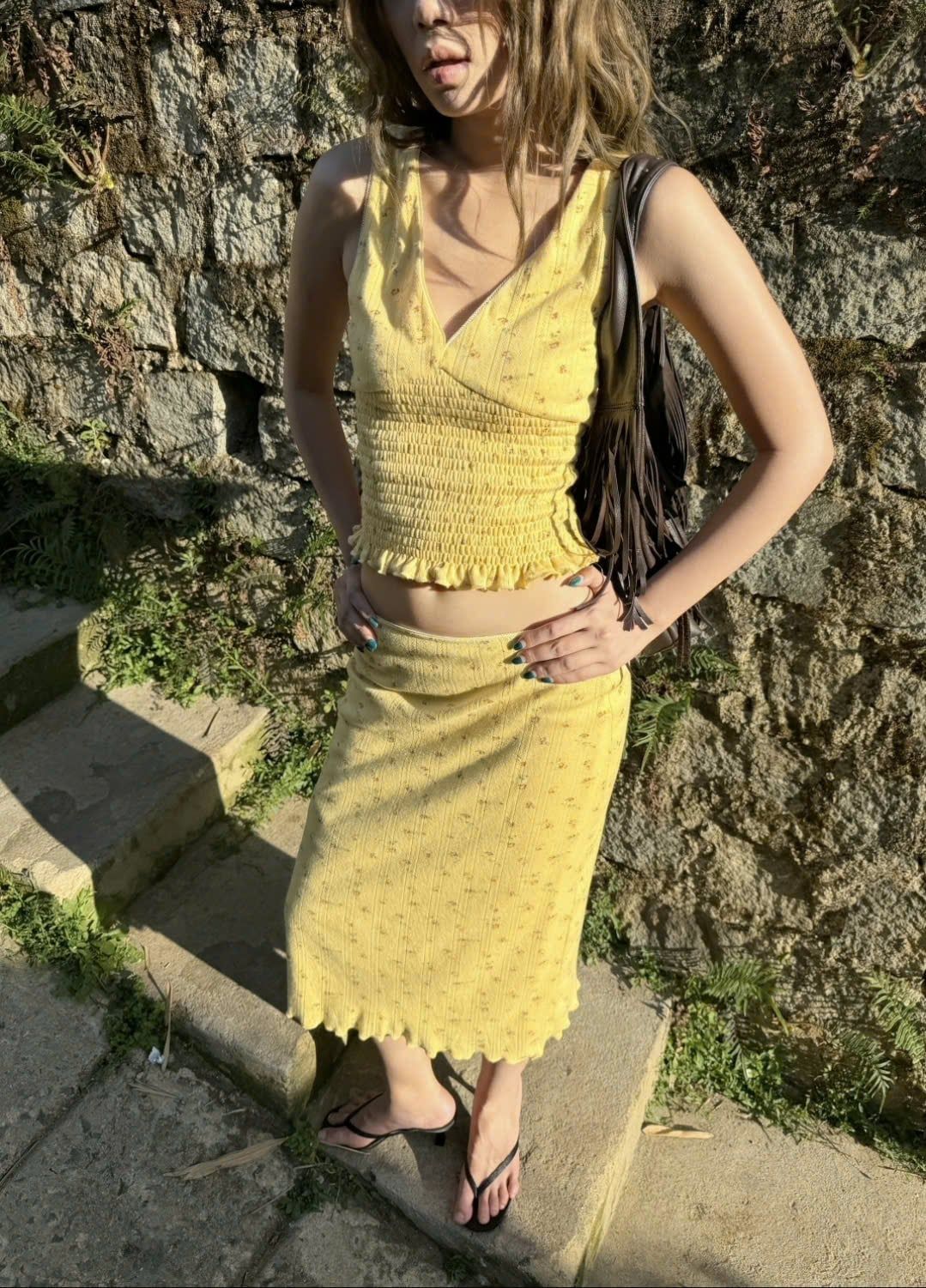 Set áo và chân váy dài Yellow Fleur Cotton Vneck Ruffled Set