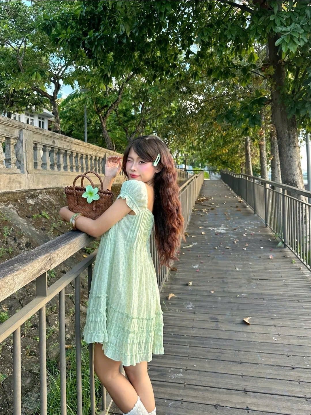 Váy babydoll Kate Ruffled Babydoll Dress nhiều màu