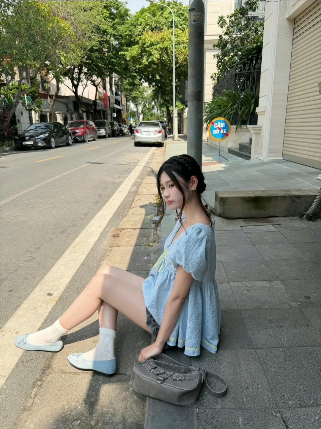 Áo babydoll Butter V Neck Puff Sleeve Babydoll Top nhiều màu