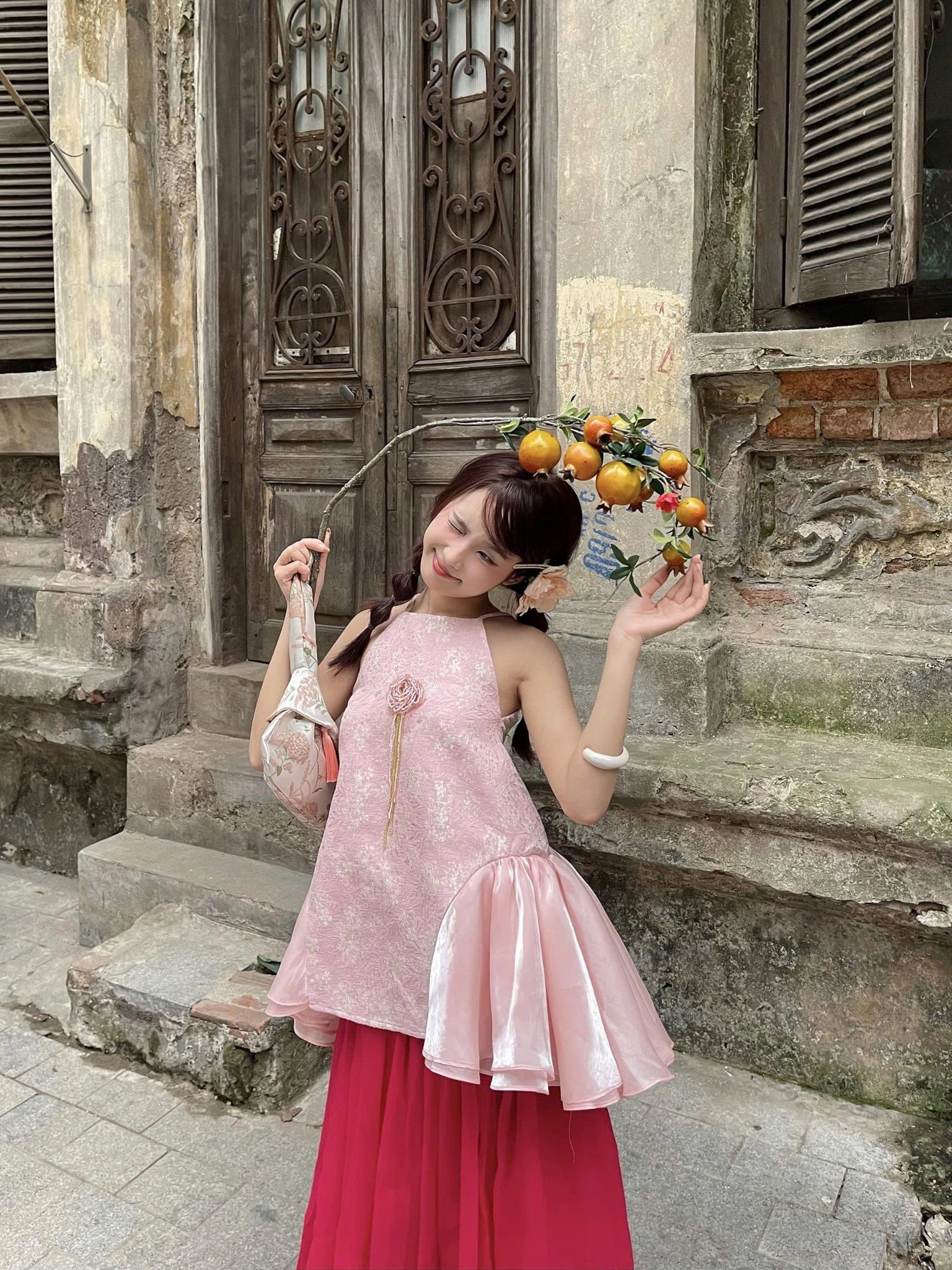 Áo yếm Dư Họa