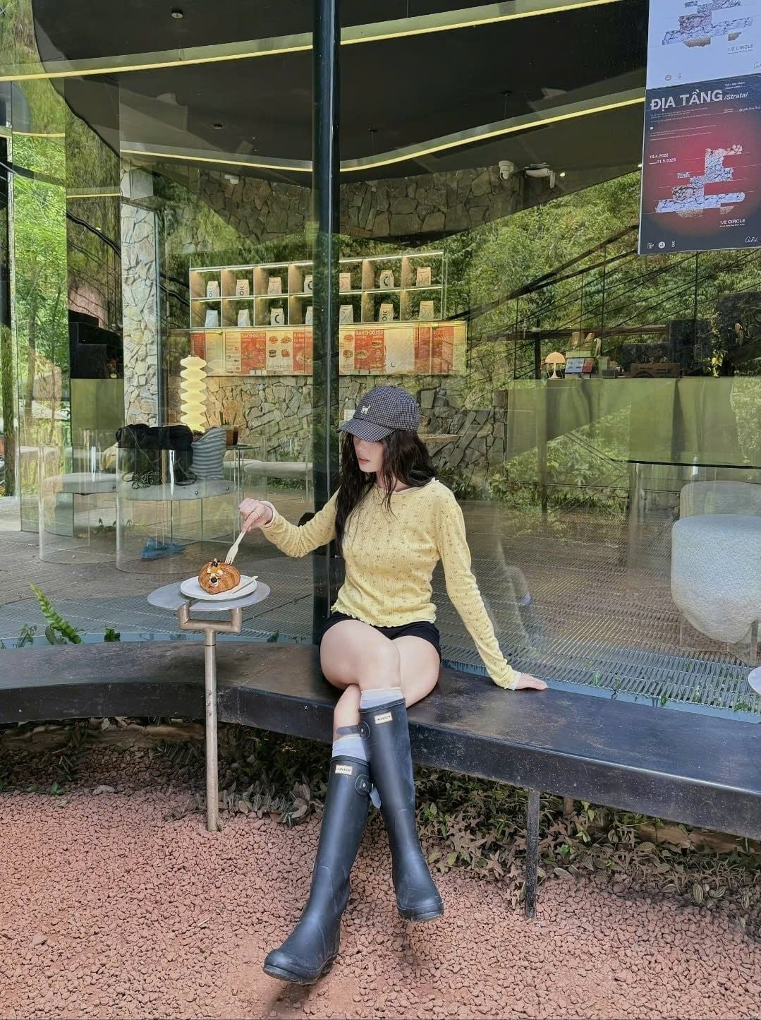 Áo tay dài họa tiết hoa nhí Yellow Cotton Star Print Long Sleeve Top