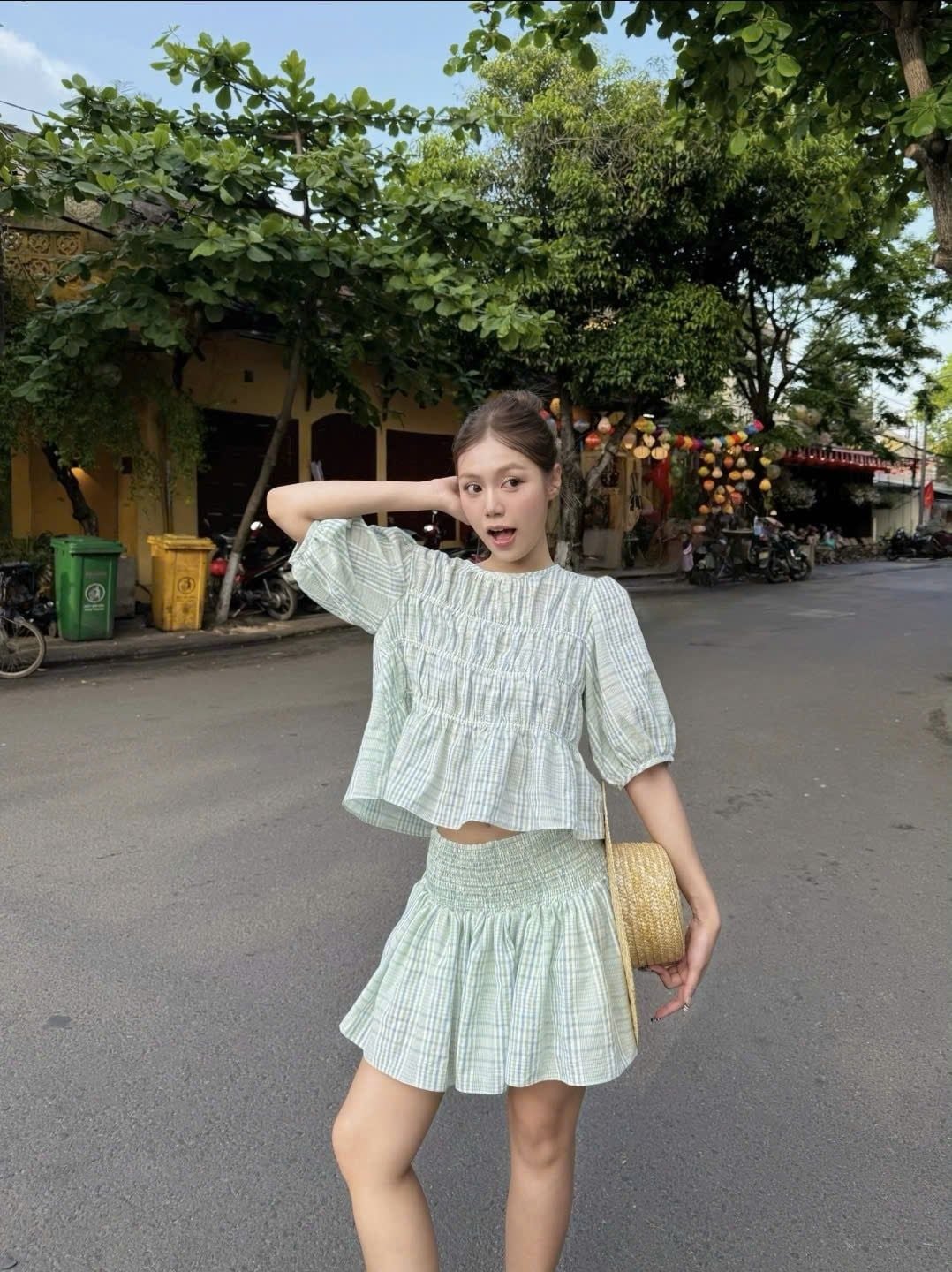 Set áo babydoll và chân váy Striped Ruffled Puff Sleeve Set nhiều màu
