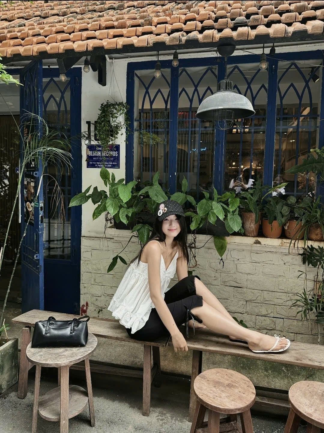 Áo Ruffled Cami Top nhiều màu
