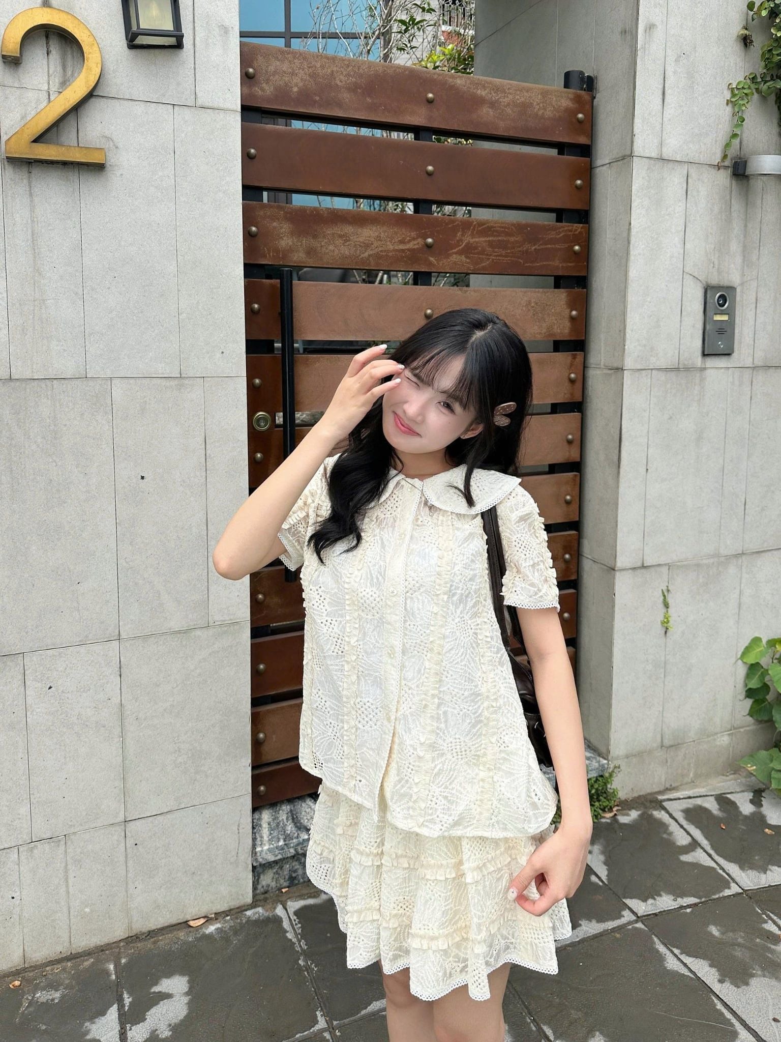 Set áo và chân váy váy kem Cream Lace Chiffon Fleur Collar Set