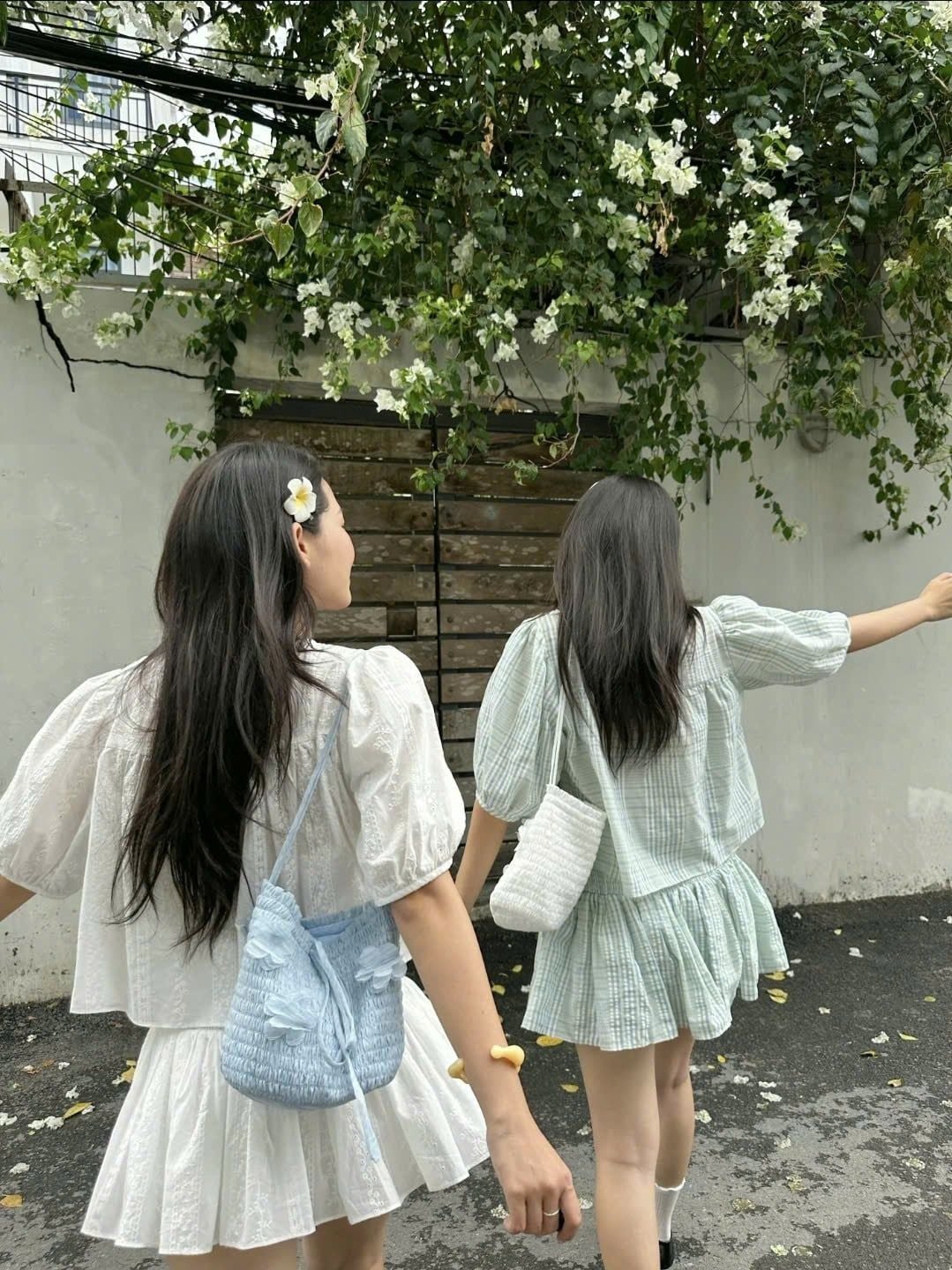 Set áo babydoll và chân váy Striped Ruffled Puff Sleeve Set nhiều màu