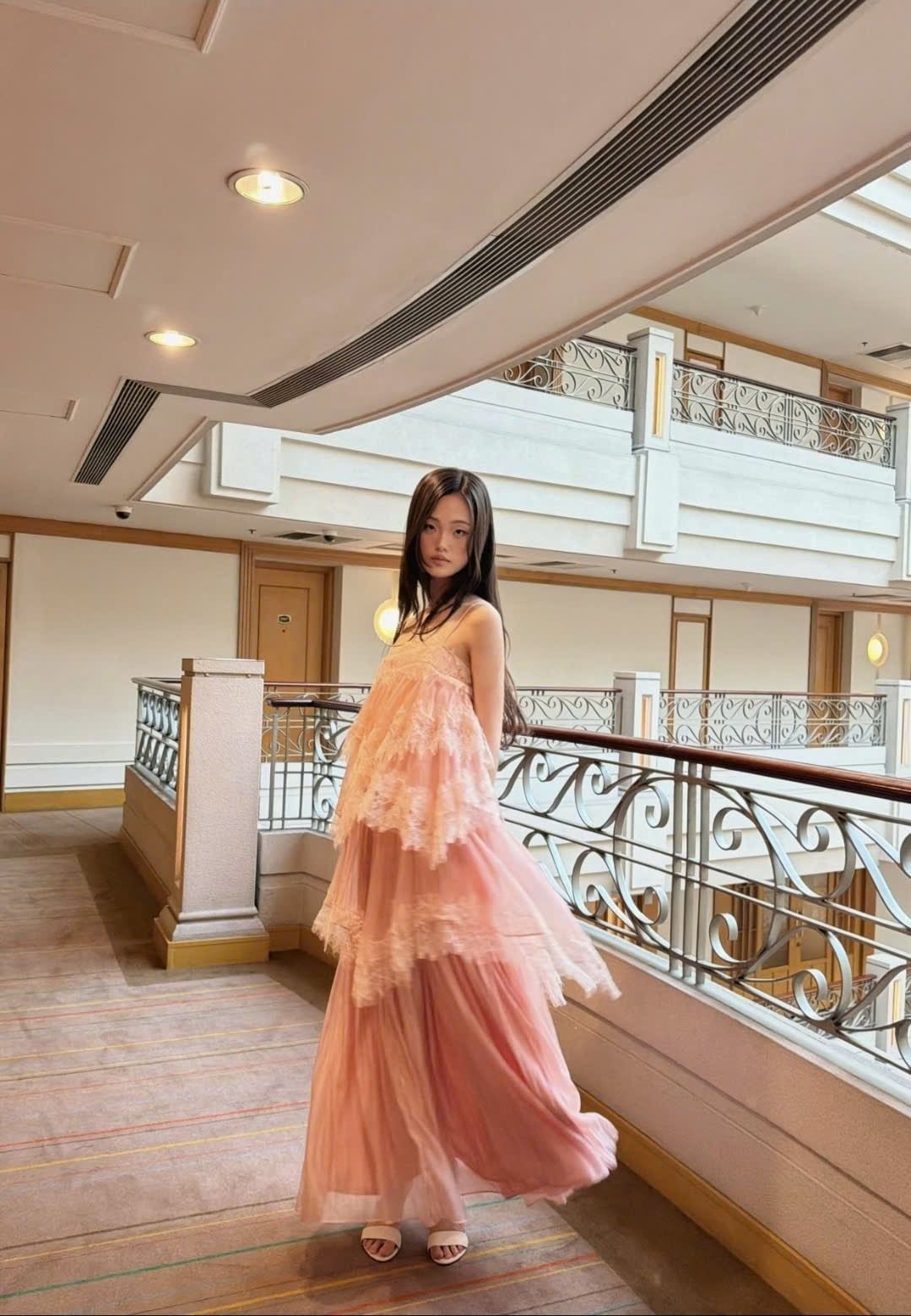 Váy maxi 2 dây Lace Chiffon Tiered Layered Maxi Dress nhiều màu