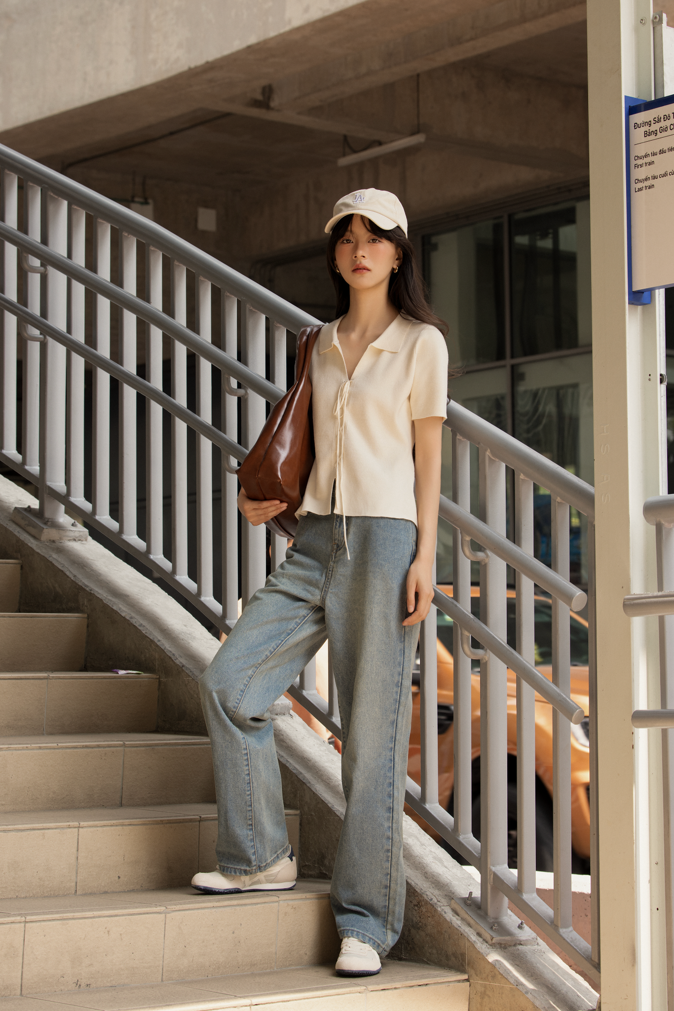 Áo Bexley Top in Cream