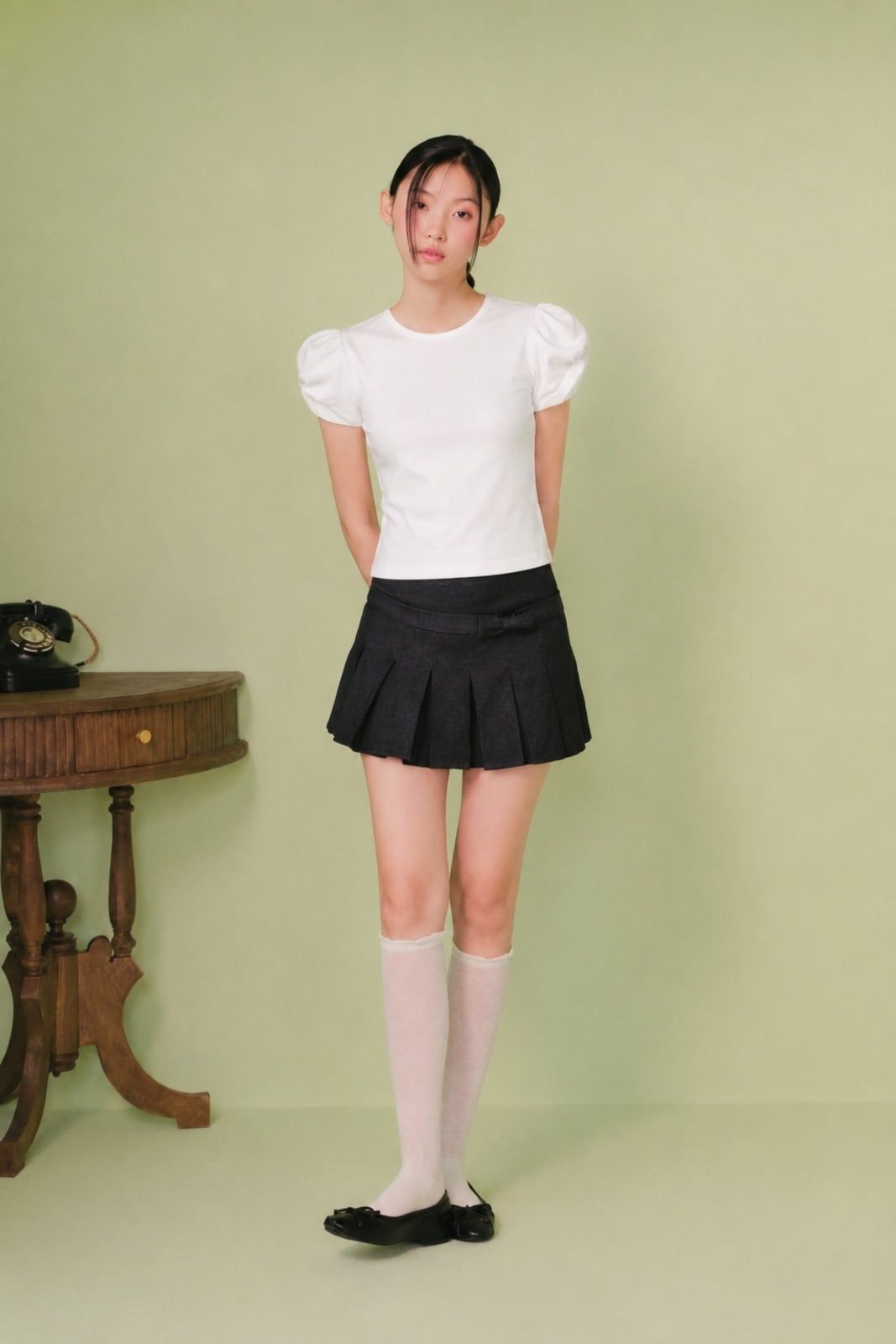 Áo Thun Tay Phồng White Cotton Short Sleeves Top