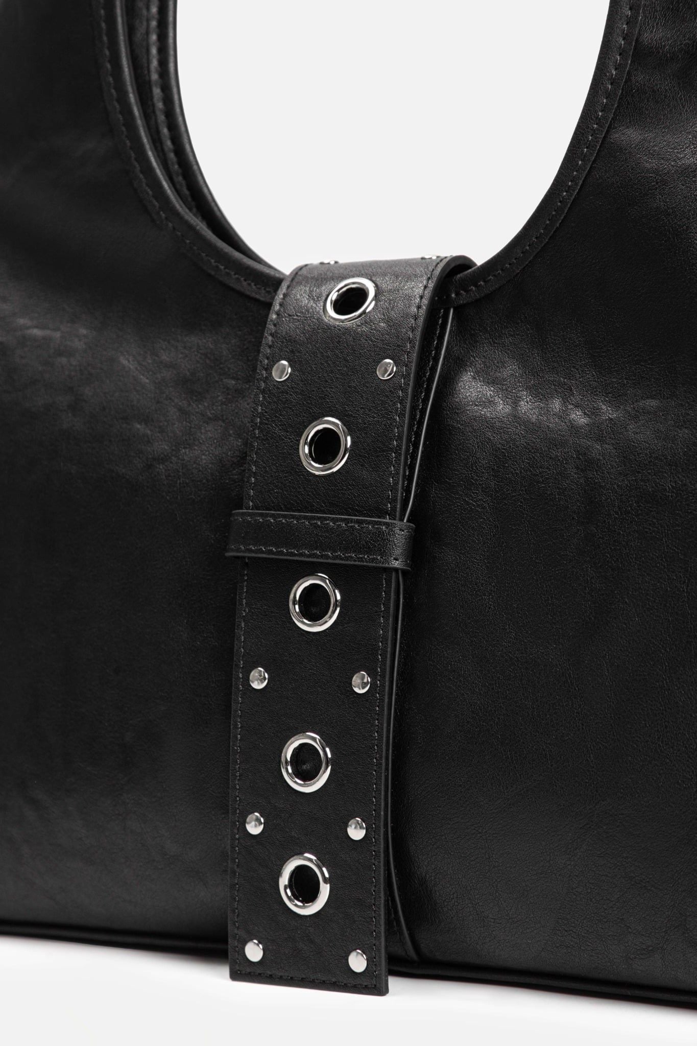 Túi đeo vai Leather Eyelet Strap Shoulder Bag nhiều màu