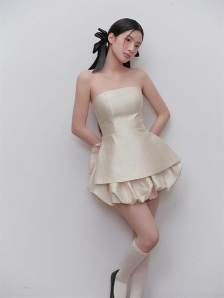 Áo cúp ngực Tafta Peplum Tube Top nhiều màu