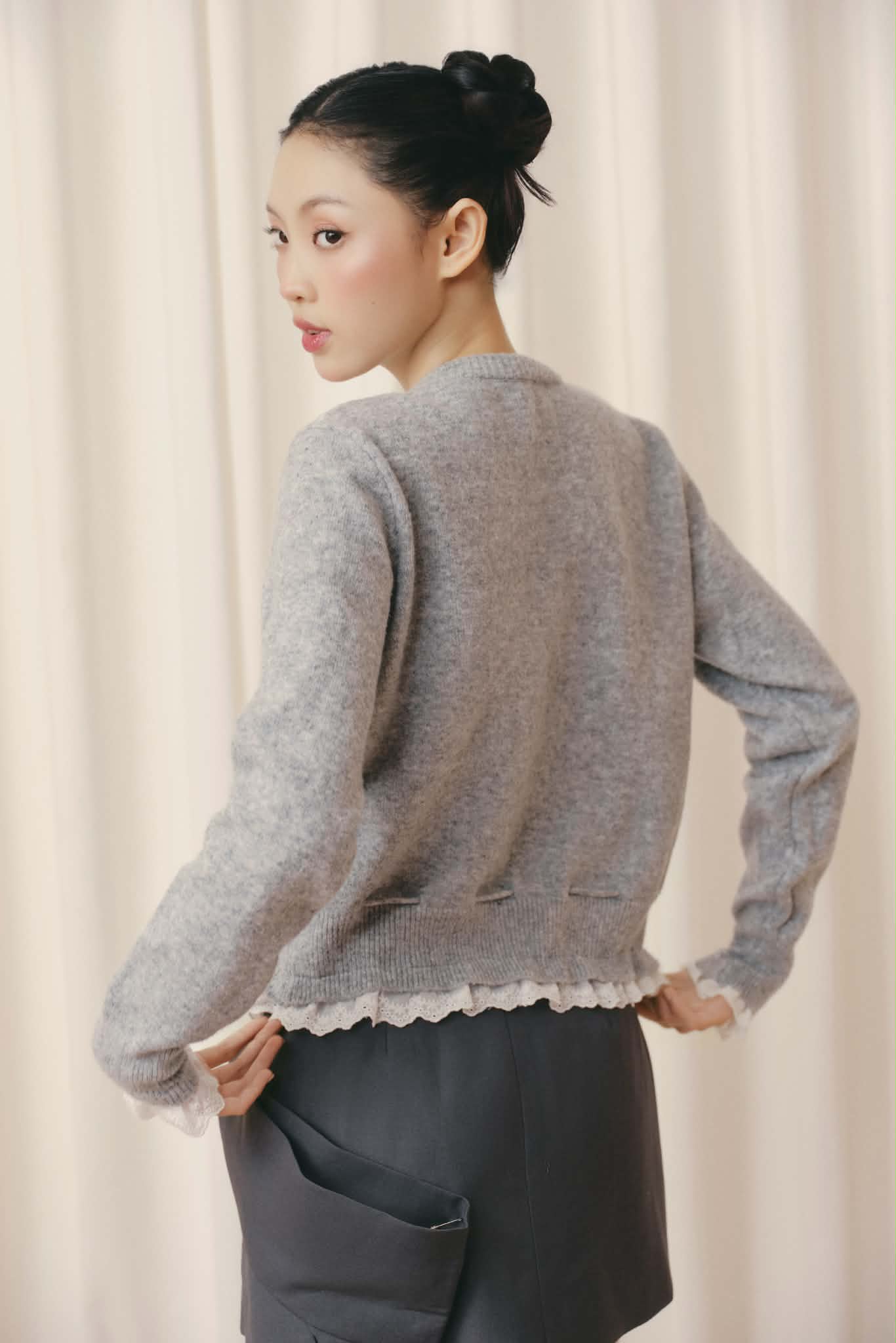 Áo len dệt kim viền trắng Knit Trim Long Sleeve Top nhiều màu