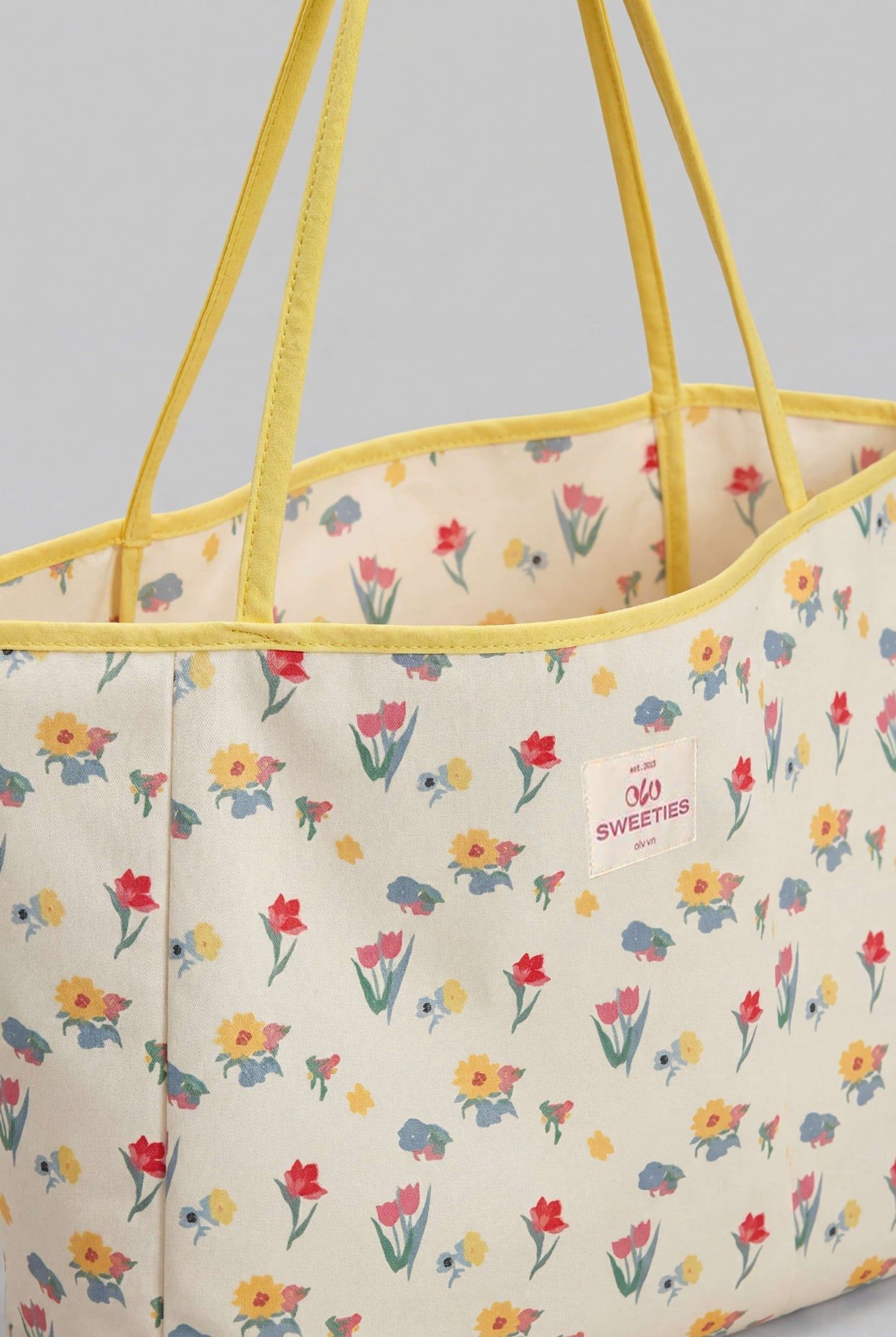 Túi tote White Floral Yellow Trim
