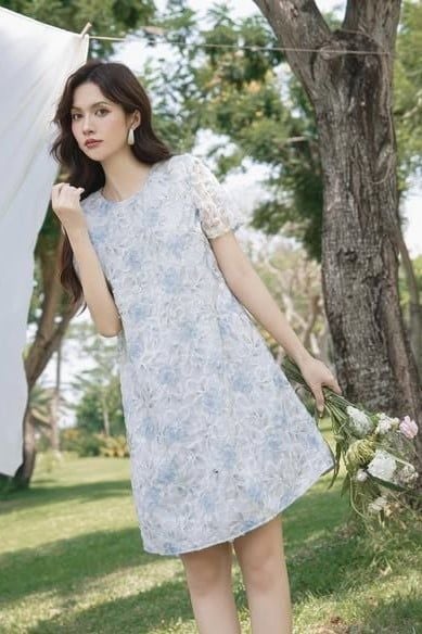Váy cổ tròn dáng suông Taja Loose Dress nhiều màu