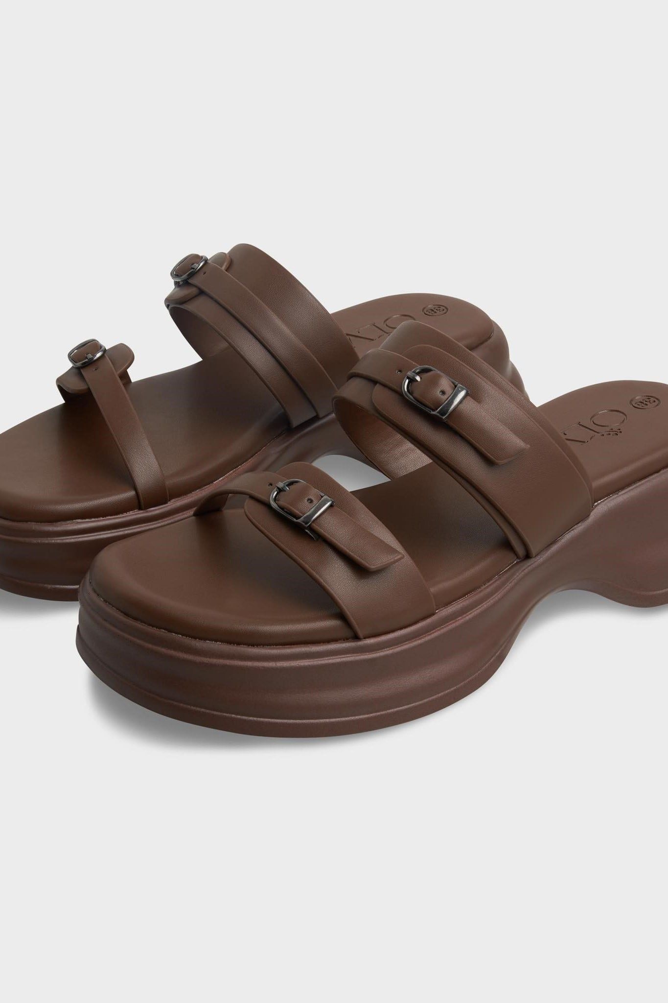 Dép sandal Rachelie Sandals in Brown màu nâu