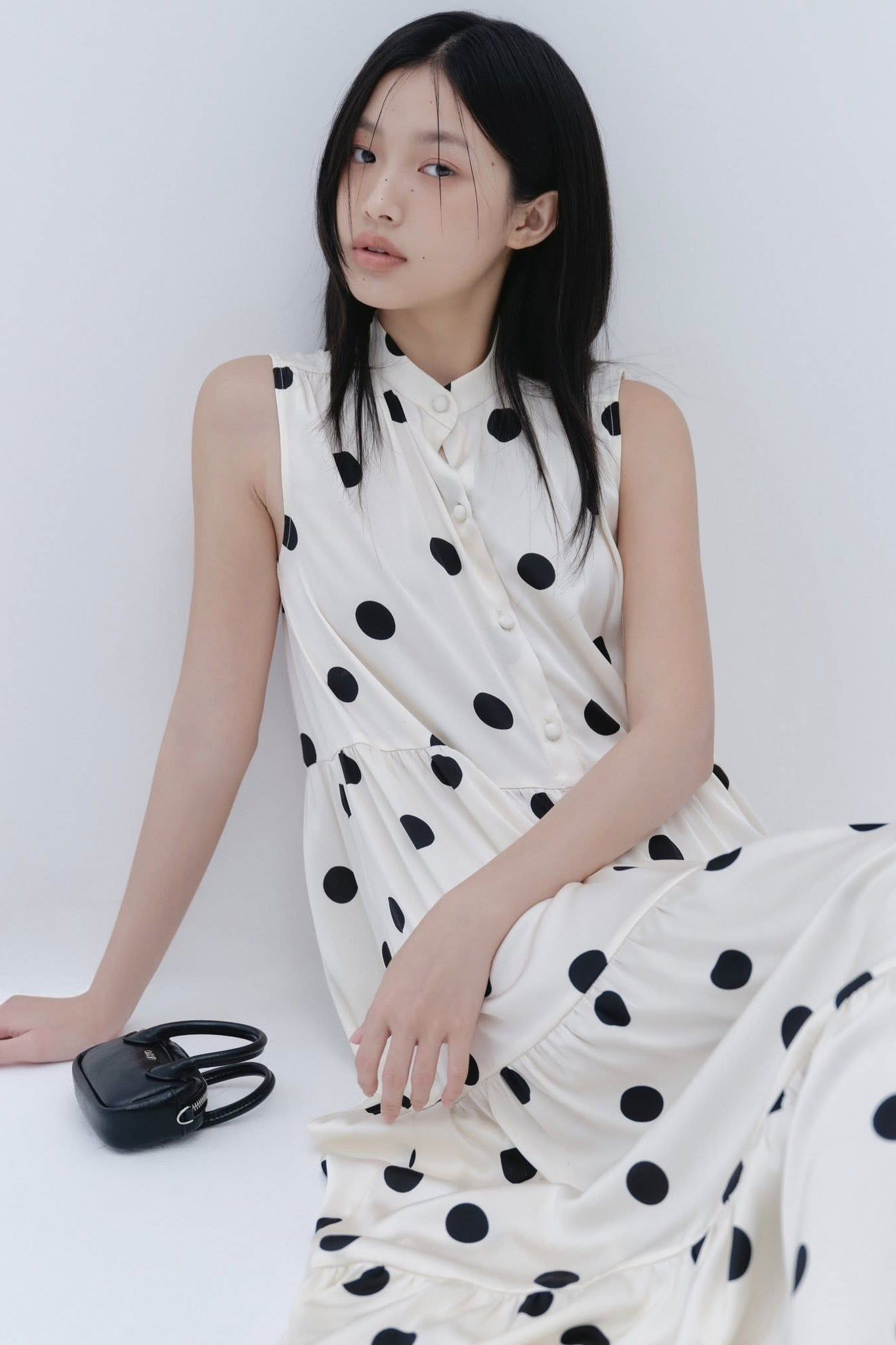 Váy maxi kiểu suông kem Cream Dot Loose Maxi Dress