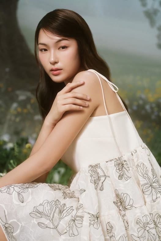 Váy babydoll 2 dây đi tiệc Cream Fleur Babydoll Layered Strappy Mini Dress