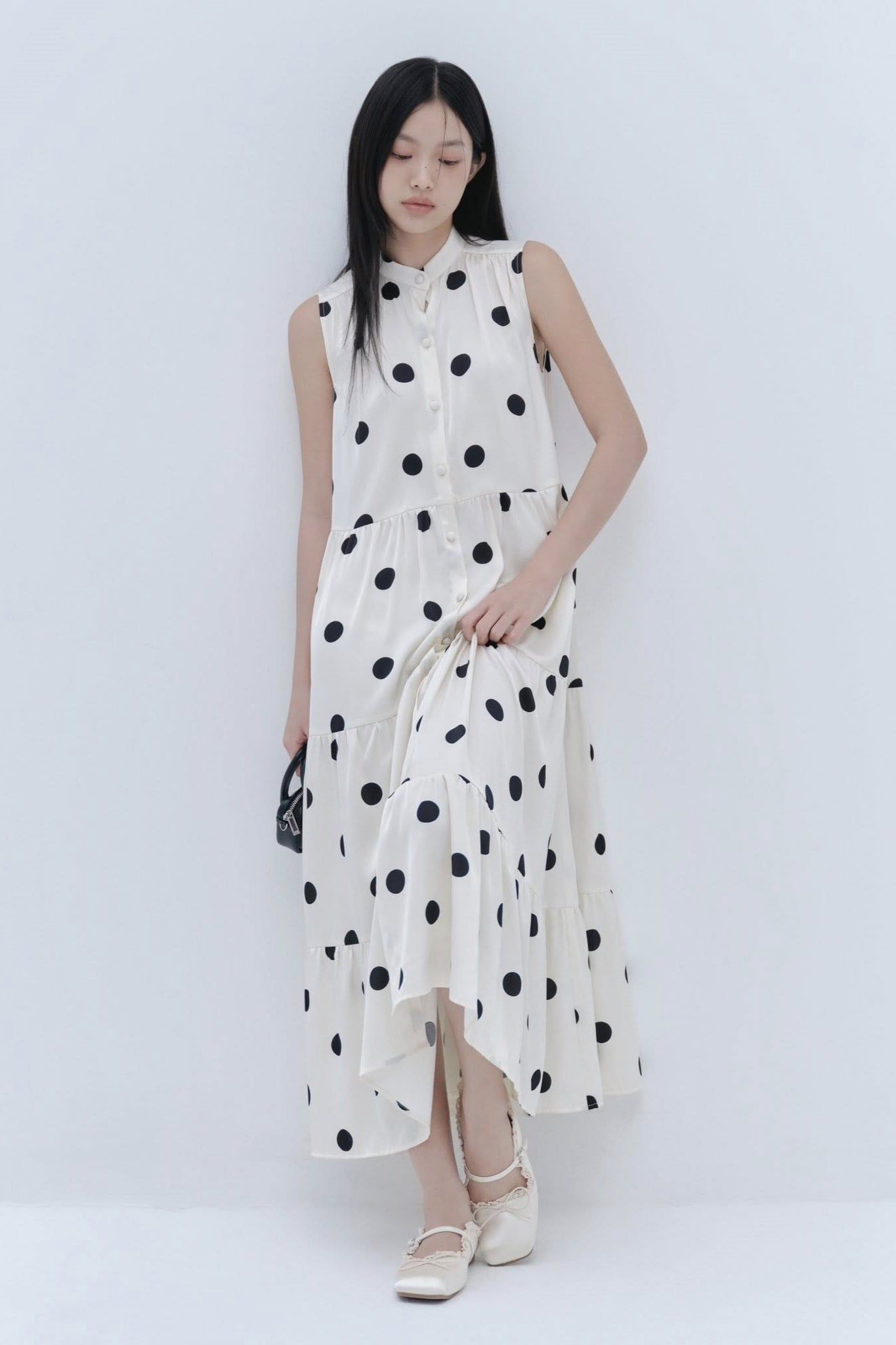 Váy maxi kiểu suông kem Cream Dot Loose Maxi Dress