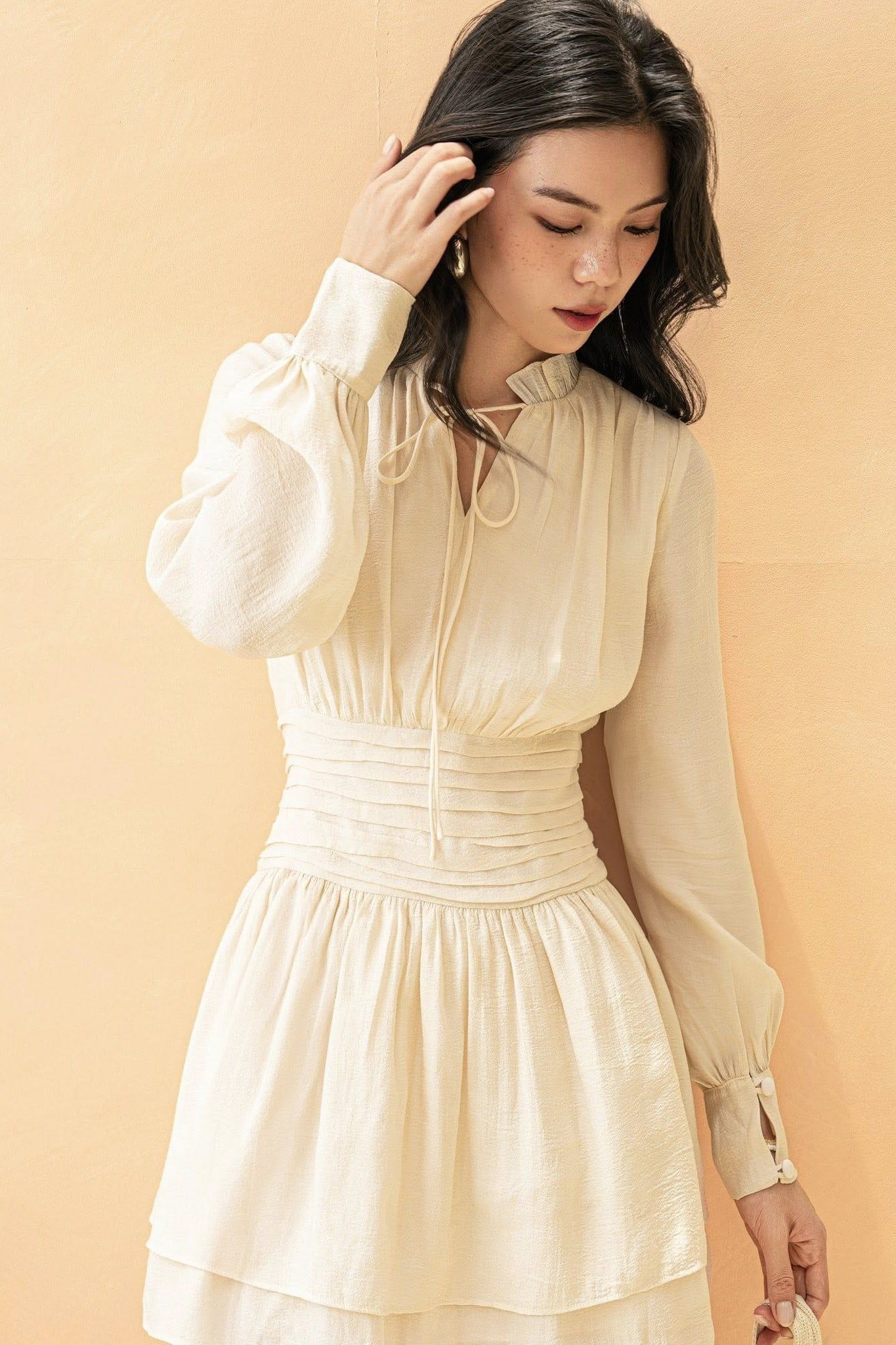 Váy chiết eo tay dài Serafina Fleur Dress nhiều màu