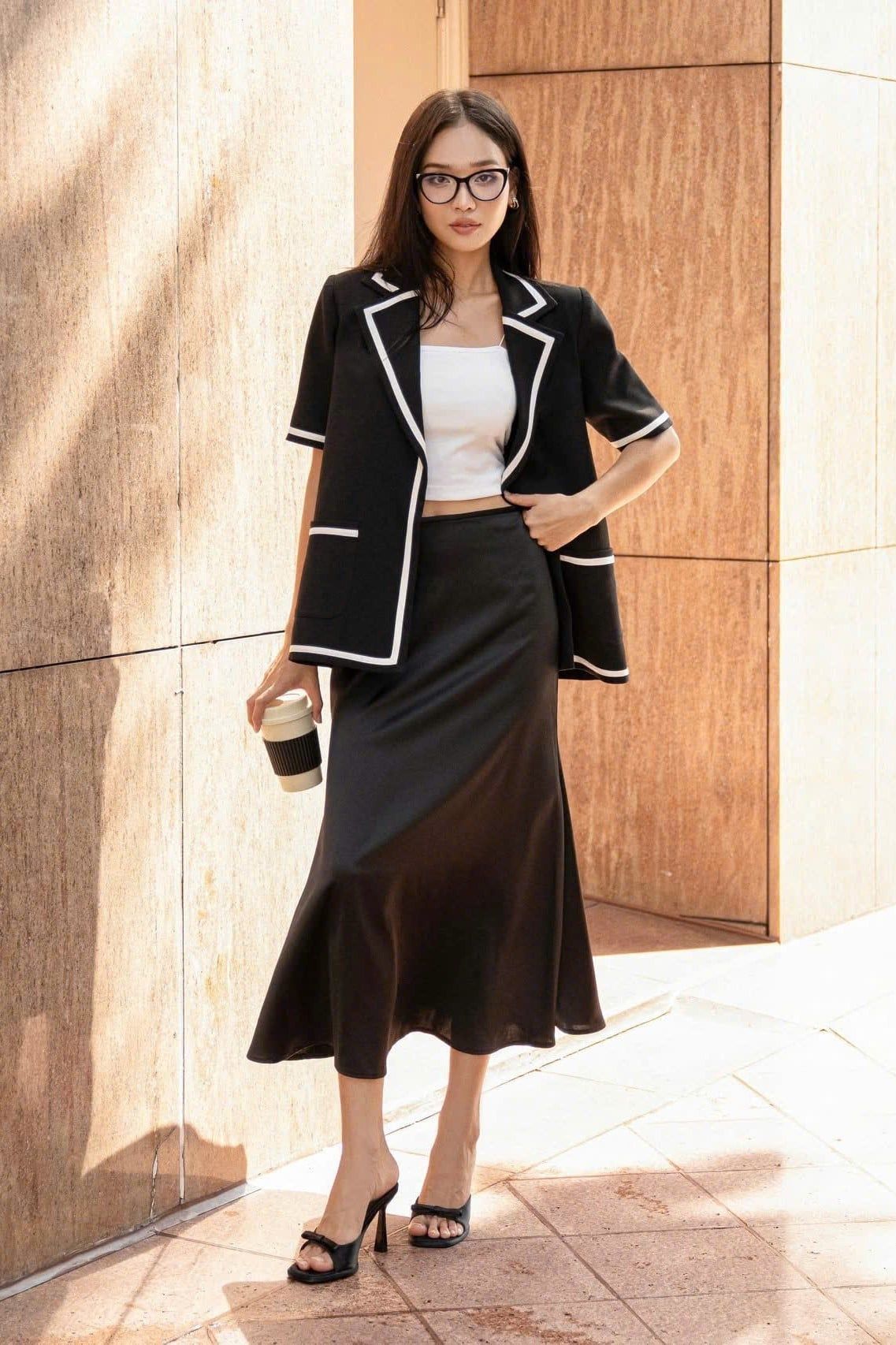 Áo khoác Arella Short Sleeve Blazer