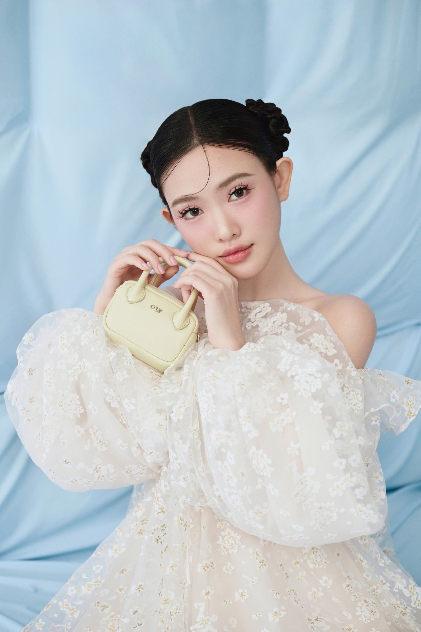 Váy ren trễ vai Ivory Fleur Chiffon Off Shoulder Ruffled Puff Dress