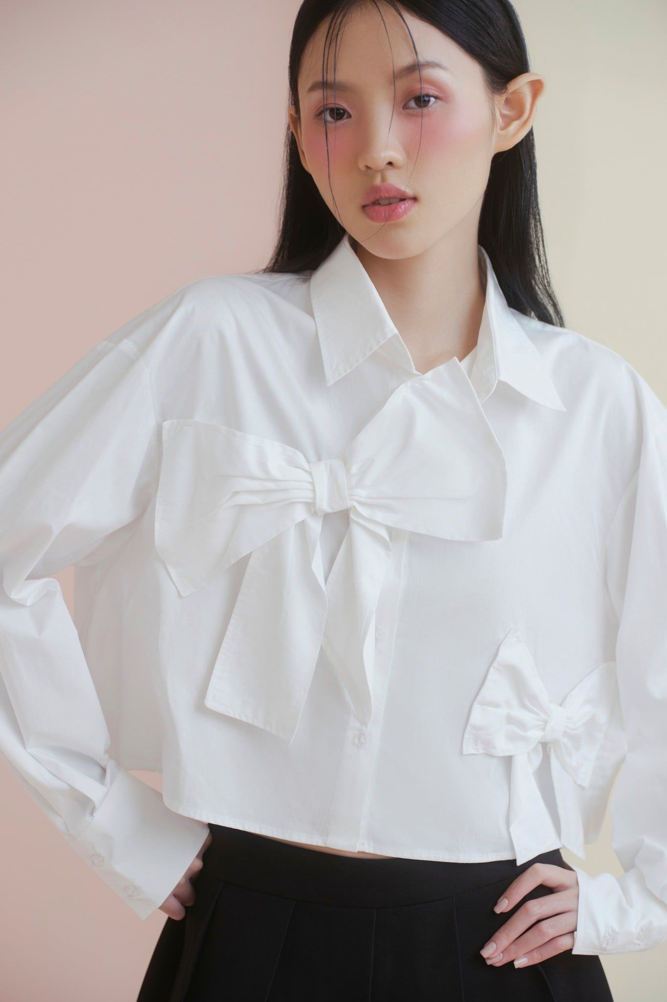 Áo sơ mi phối nơ White Oversized Bow Shirt