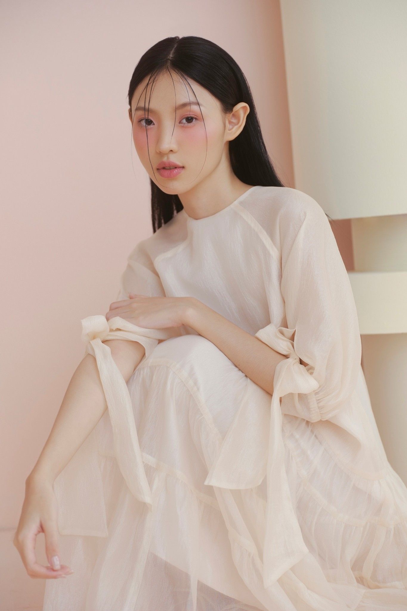 Váy babydoll dáng dài cột nơ Ivory Chiffon Tiered Tie Sleeves Dress