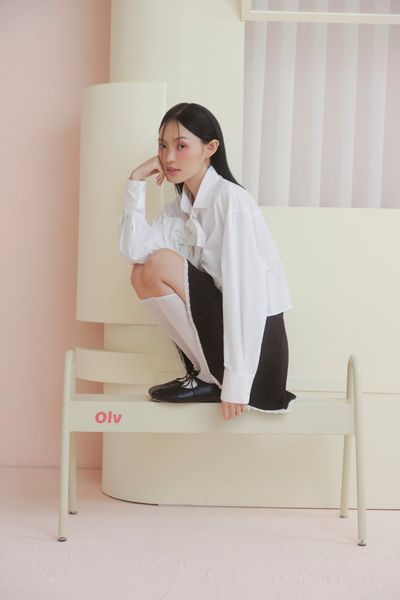  Áo sơ mi phối nơ White Oversized Bow Shirt 