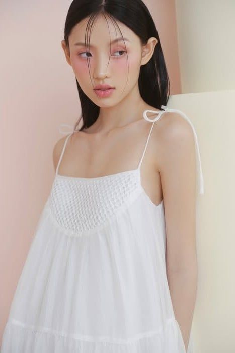 Váy babydoll cột dây White Chiffon Strappy Crochet Dress