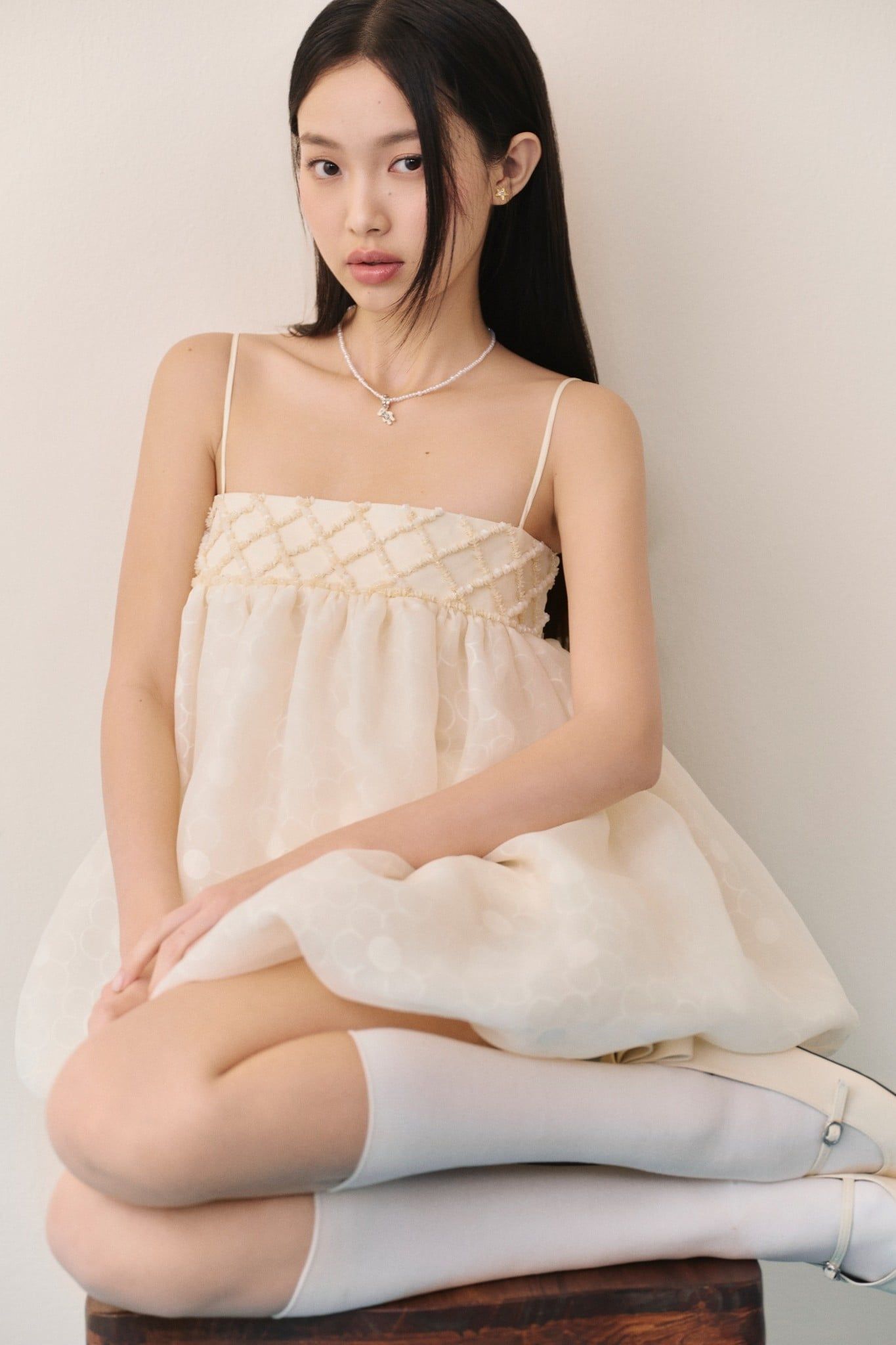 Set bí hai dây Ivory Mesh Smocked Puff Set