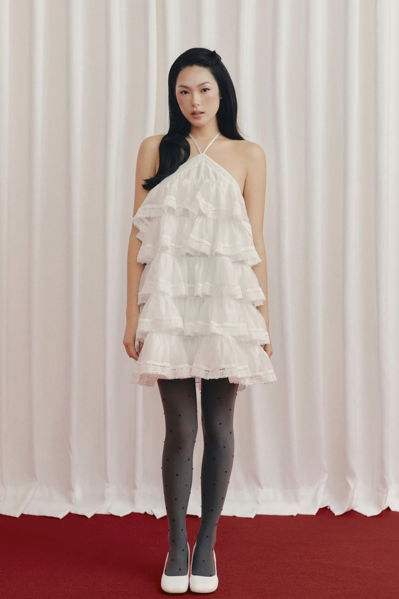 Váy tiệc dáng tầng cổ yếm White Chiffon Layered Ruffled Halter Mini Dress