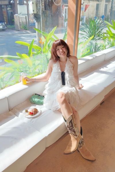  Váy tiệc cổ yếm White Cotton Halter Tiered Mini Dress 