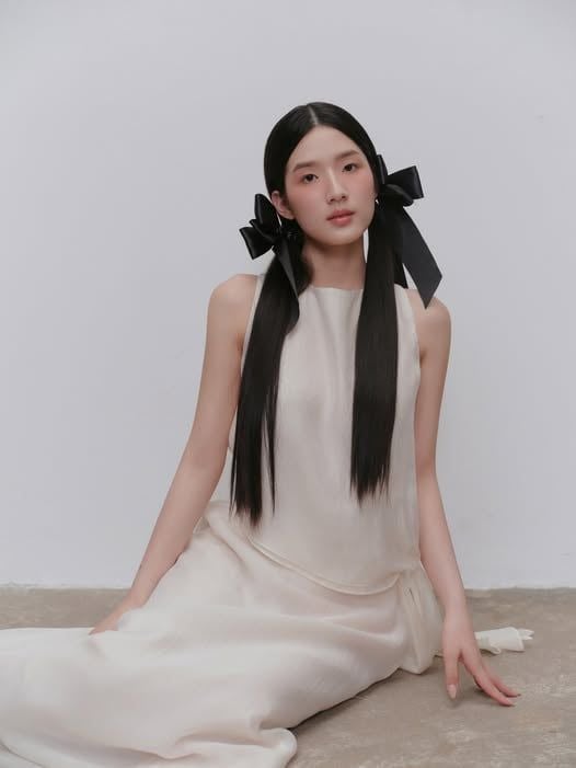 Set áo và chân váy Cream Muslin Tie Waist Set