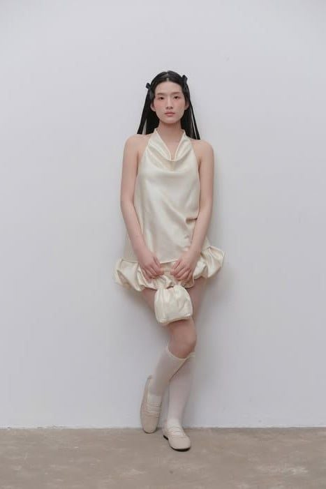 Áo cổ đổ Brown Satin Halter Cowl Top