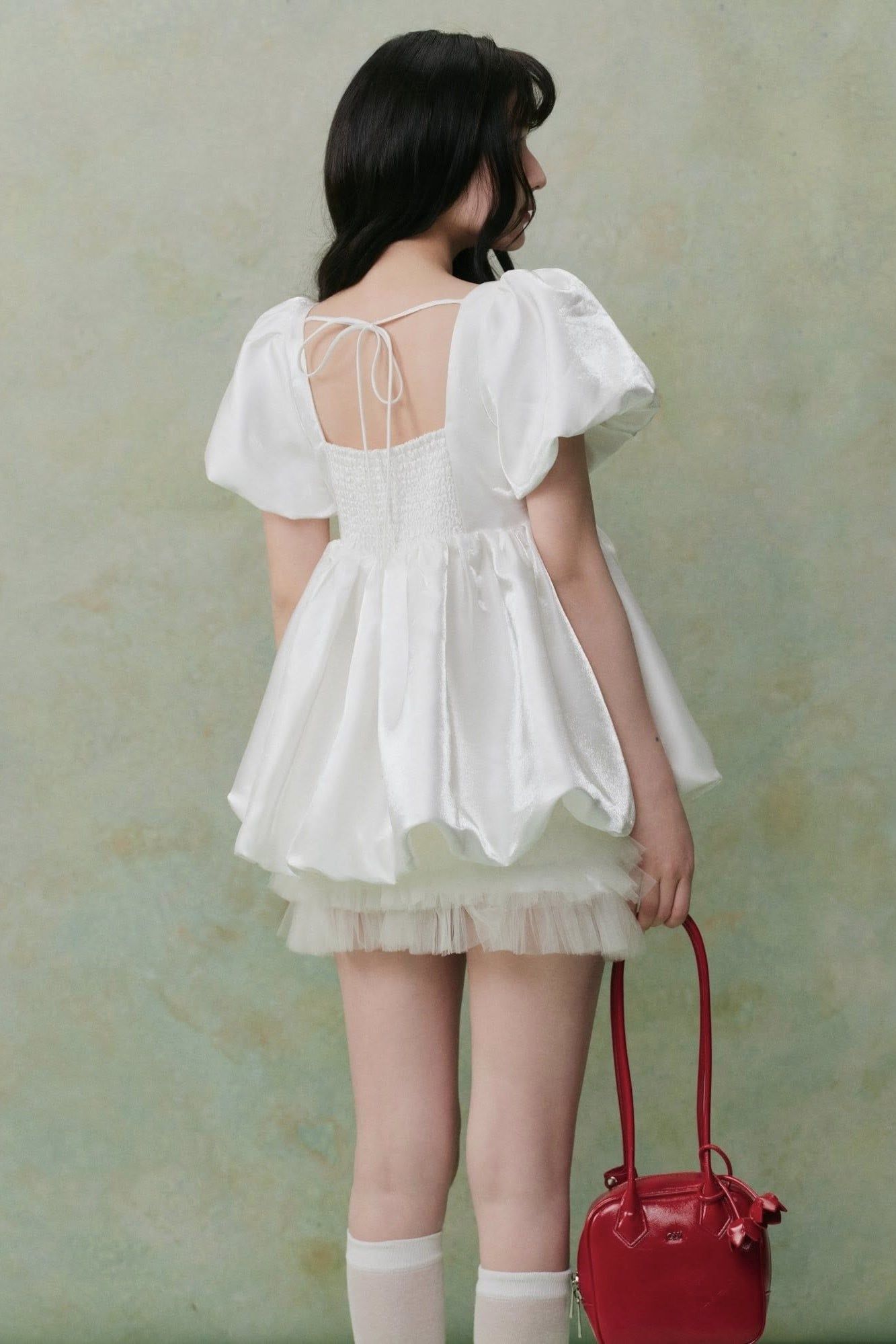 Áo babydoll tay bồng White Tafta Puff Top